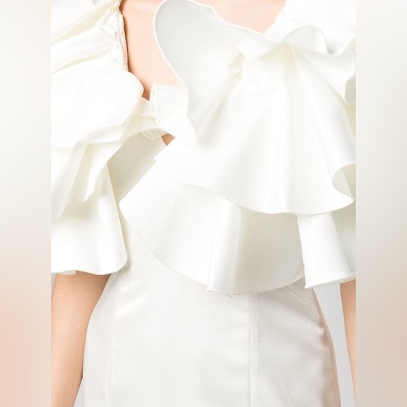 Carmen Frill Dress - Picture 2 of 5